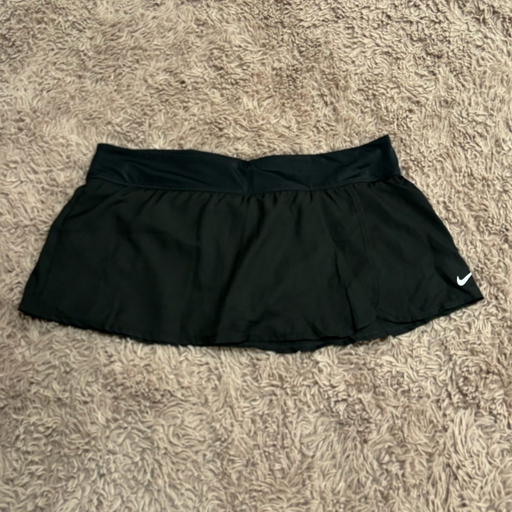 Nike Women Solid Black Elemental Swim Skirt NWT